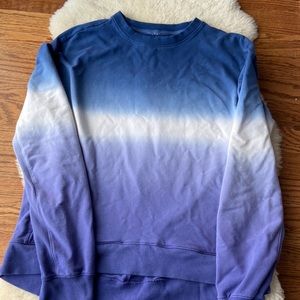 Blue ombré sweatshirt
